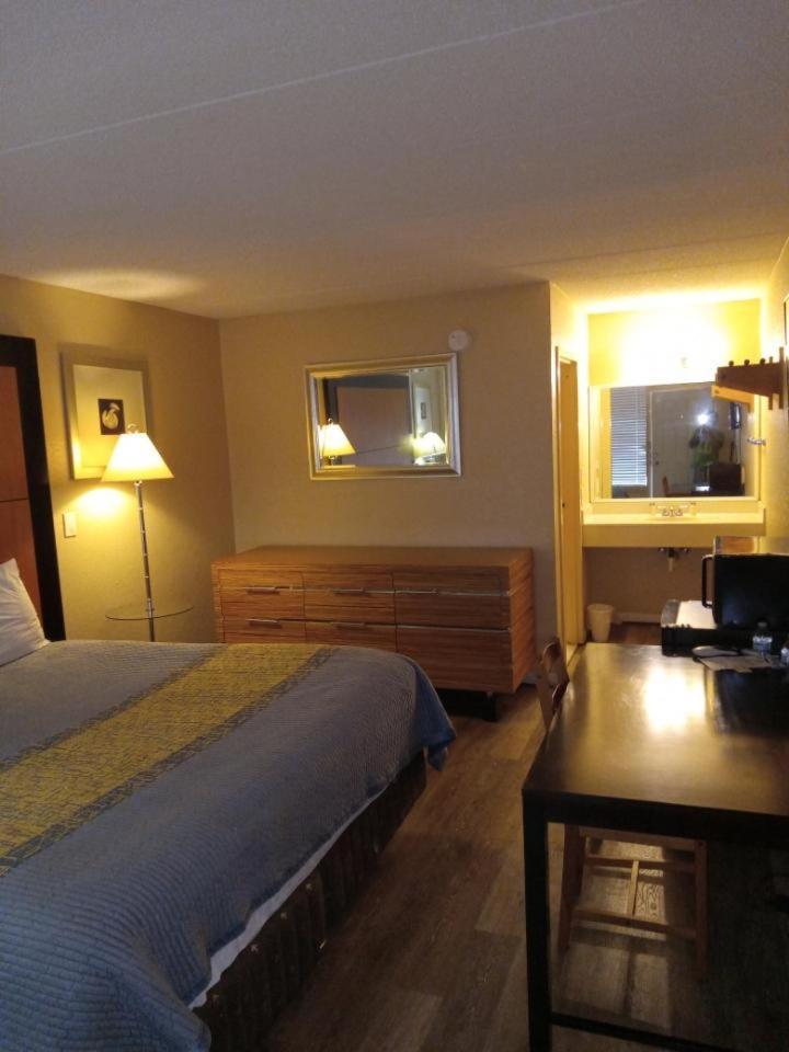 Apm Inn And Suites Winchester Dış mekan fotoğraf