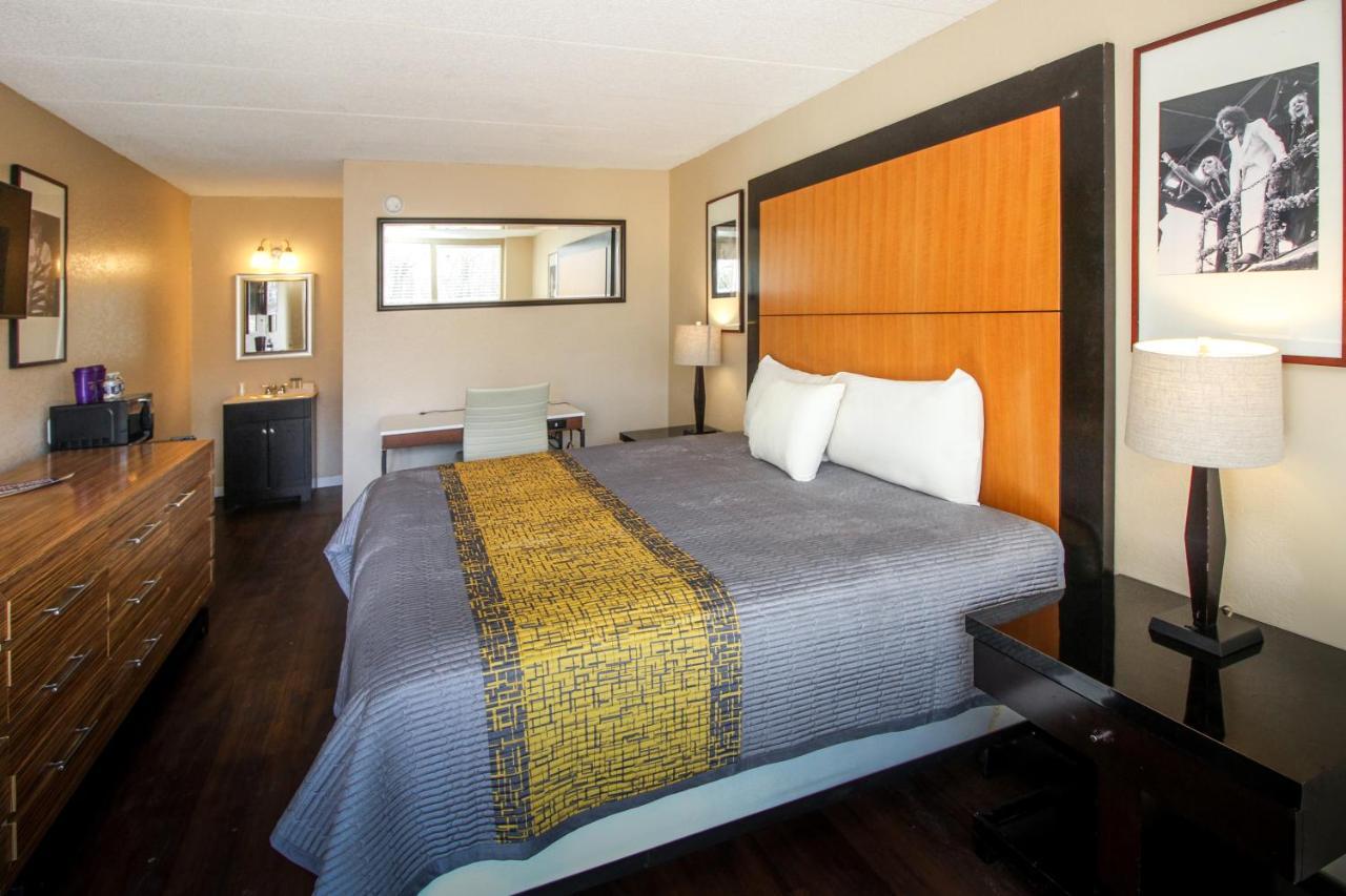 Apm Inn And Suites Winchester Dış mekan fotoğraf